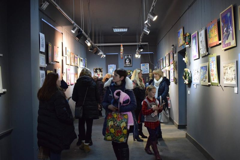 Виставку-конкурс “За світлом Різдвяної зорі” відкрили у Франківську (ФОТО)