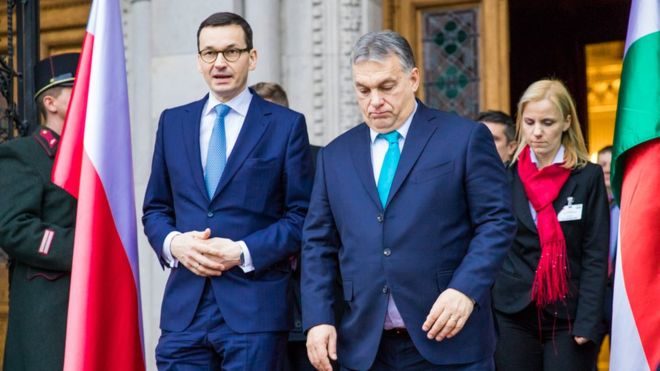 Польський прем’єр нарахував 1,5 мільйона українців у Польщі