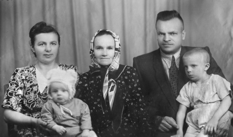 Оприлюднили світлини з сімейного архіву Героя України Олекси Гірника (ФОТО)