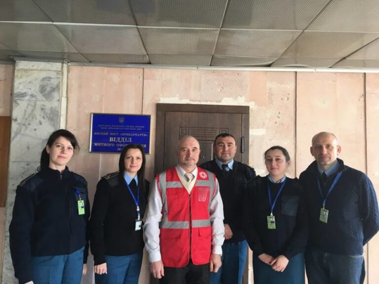 Франківські митники вчилися надавати першу медичну допомогу (ФОТО)