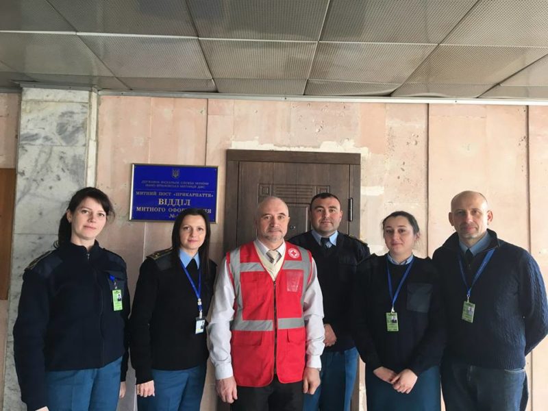 Франківські митники вчилися надавати першу медичну допомогу (ФОТО)
