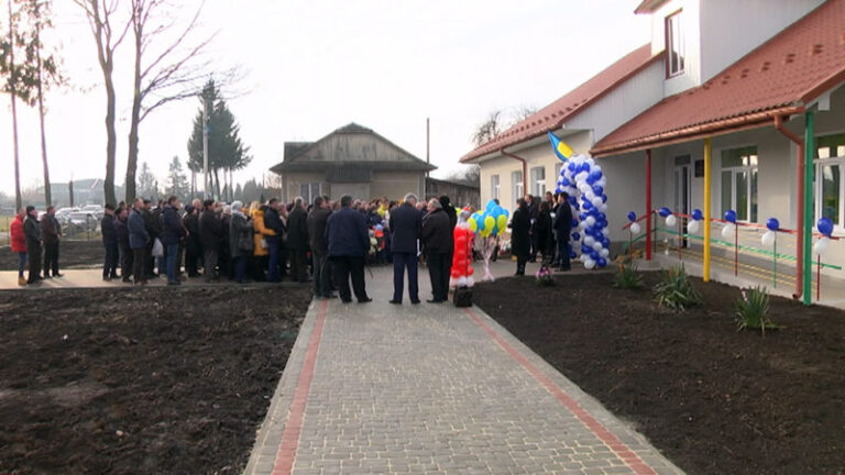 Новий дитсадок відкрили на Прикарпатті (ВІДЕО)