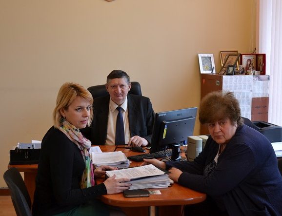 91-річна прикарпатка отримала статус учасниці ОУН – УПА