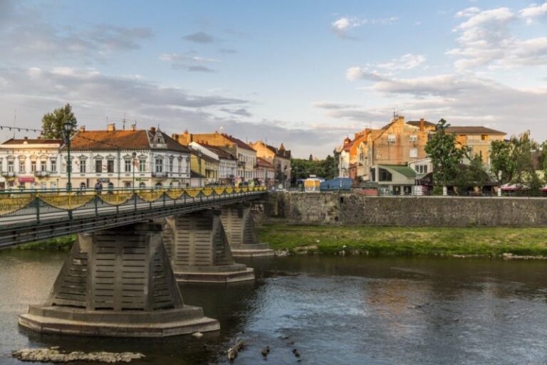 Куди у 2018 році поїдуть українці: дослідження Doba.ua
