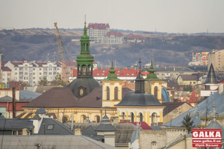 У Франківську стартували курси екскурсоводів. Запрошують усіх охочих