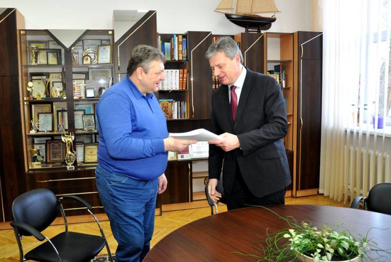 Франківські студенти переклали на англійську 50 оповідань для “Книги добра”