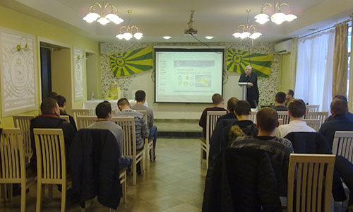 В Івано-Франківську розпочала роботу школа футбольного арбітра