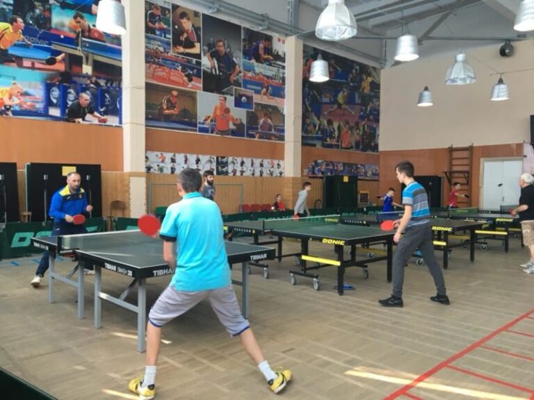 В області визначили чемпіонів та чемпіонок з настільного тенісу