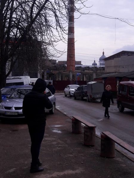 На коломийському заводі обвалилася конструкція між будинками