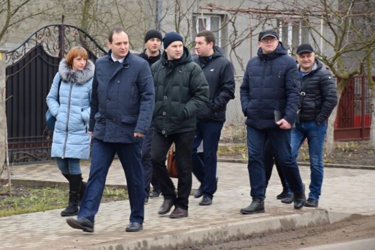 Мер проінспектував пункт прийому великогабаритного сміття (ФОТО)