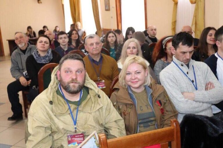 Франківське подружжя отримало орден «За Спасіння Життя» для батальйону Госпітальєрів (ФОТО)