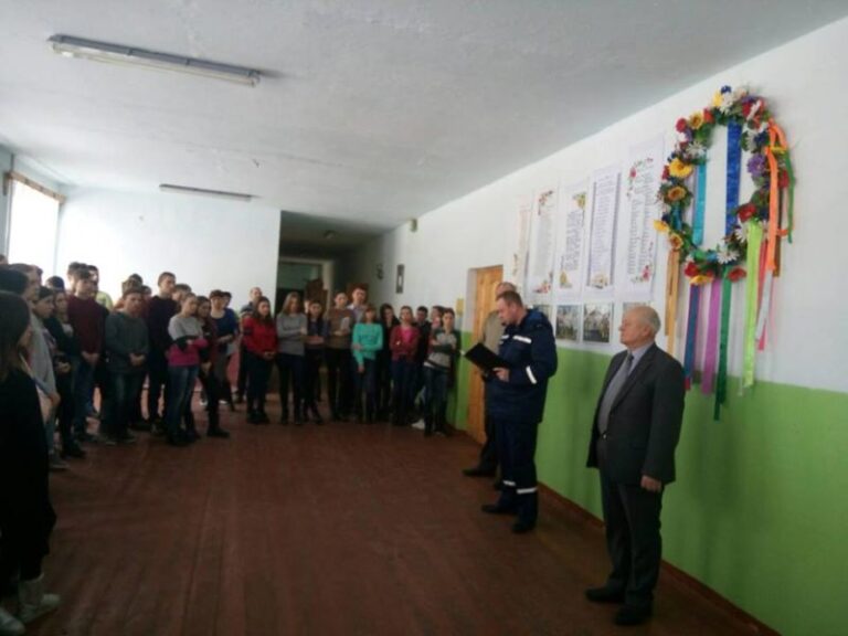 Акцію “Запобігти. Врятувати. Допомогти.” провели для маленьких долинян (ФОТО)