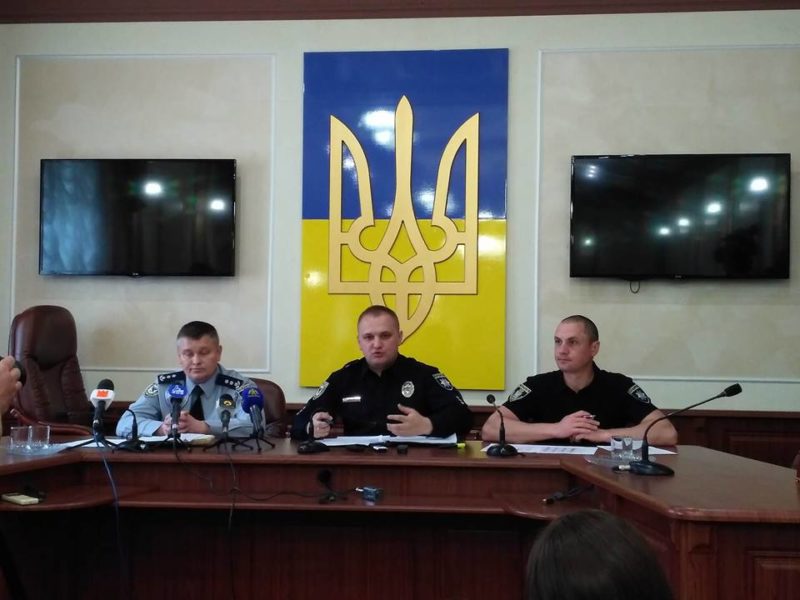 Нацполіцію Прикарпаття до травневих свят перевели на посилений варіант несення служби