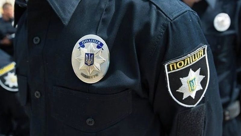 Поліція порушила справу сумських поліцейських, які знущалися над нетверезим чоловіком (ВІДЕО)