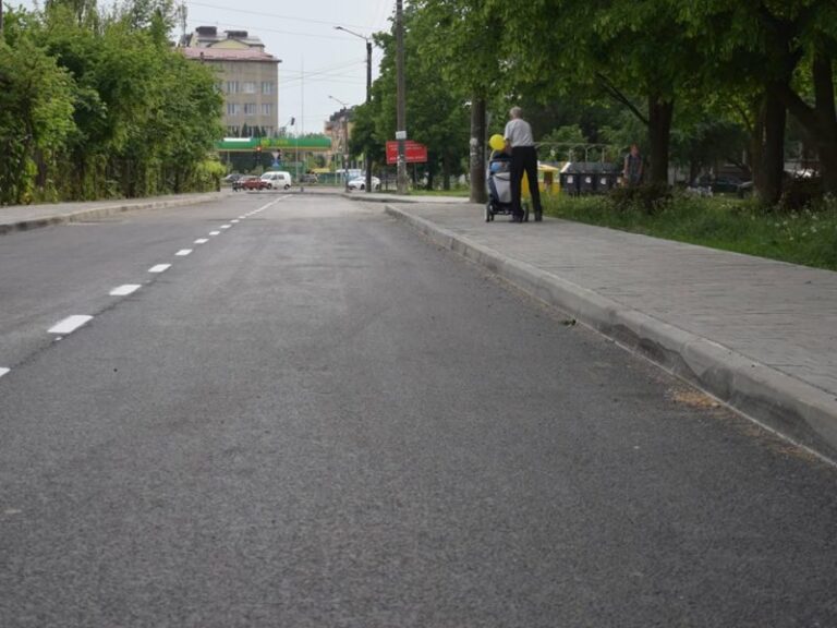 Вулицю Сухомлинського відремонтували (ФОТОФАКТ)