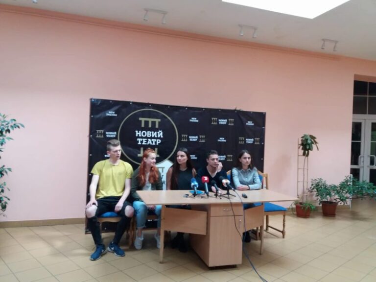 Вибір завжди має бути свідомим. Франківців кличуть на гостросюжетну виставу про залежність