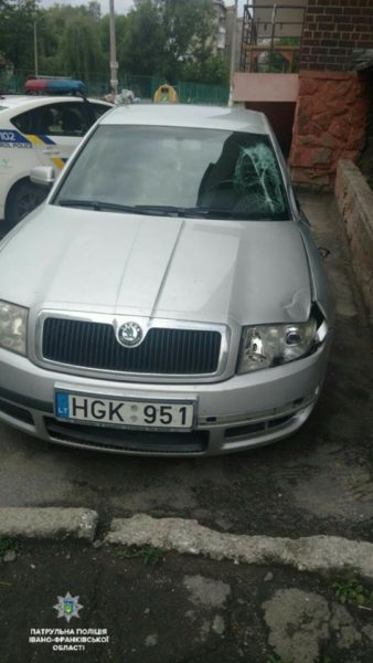 Поліція знайшла автомобіль, який збив у Франківську велосипедиста (ФОТОФАКТ)