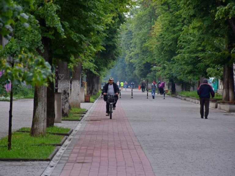На Шевченка слід обмежити рух транспорту, – Марцінків (ФОТО)