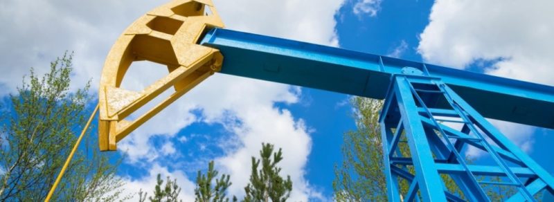 «Укрнафта» зупиняє видобуток на 13 родовищах Івано-Франківщини через проблеми з «Укрзалізницею»