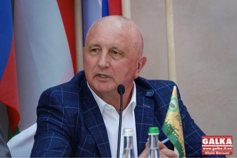 Був впливовим на Прикарпатті: помер відомий український політик Анатолій Матвієнко