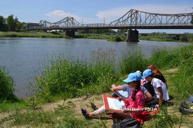 Погашення марки, відкриття пам’ятника. Як у Галичі відзначали Міжнародний день Дністра (ФОТО)