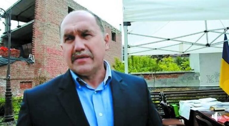 Мер міста на Львівщині оголосив голодування через незаконну забудову