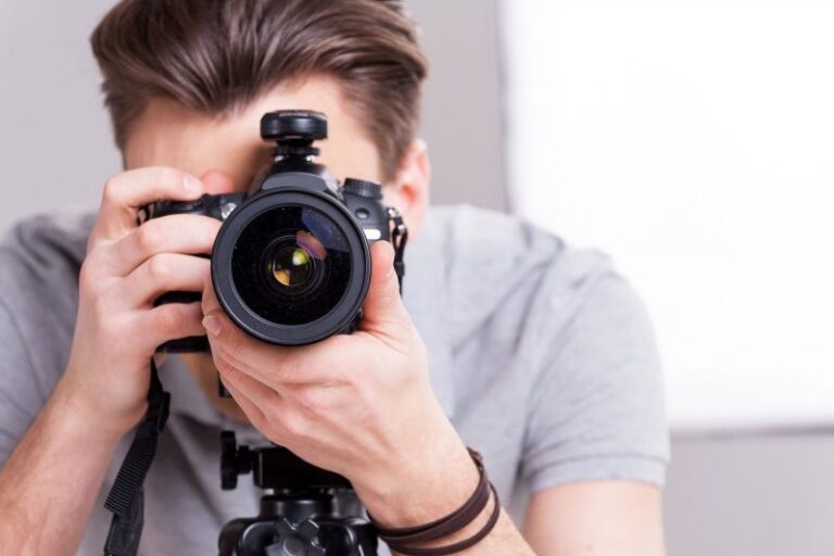 Франківські фотографи про любов і ненависть до своєї роботи
