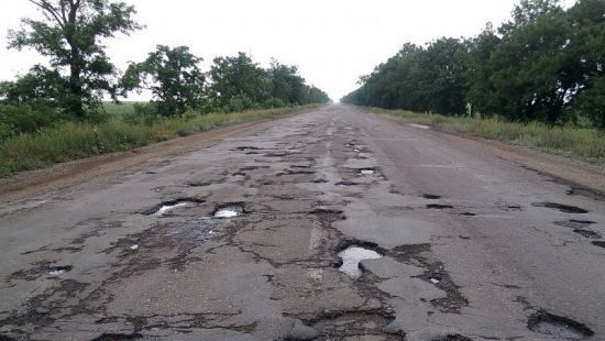 Капремонт усіх доріг України вартує 2 трильйони гривень, – Укравтодор