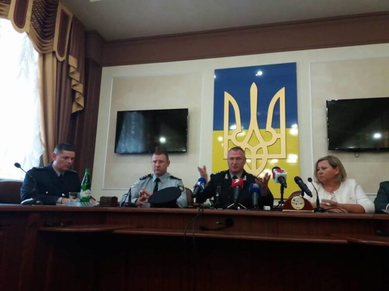 У Франківську представили нового очільника поліції Прикарпаття (ФОТОФАКТ)