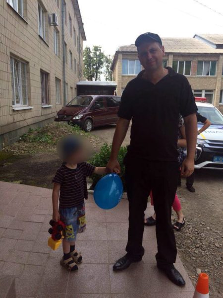 У Коломиї повернули мамі 4-річного хлопчика, який загубився