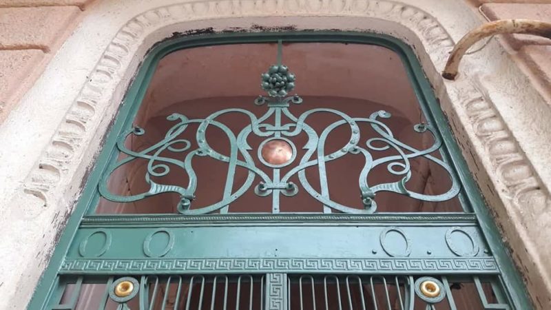 Франківців кличуть на безкоштовну екскурсію відреставрованими дверима