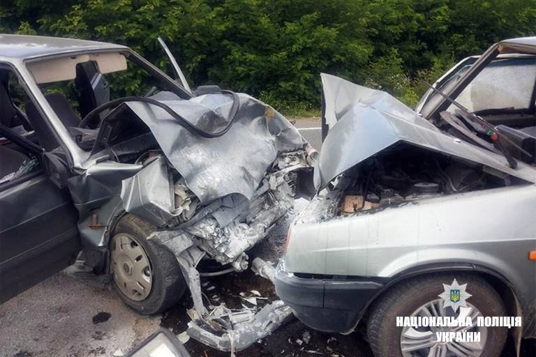 Відомі подробиці смертельної ДТП на Снятинщині: кількість загиблих зросла (ФОТО)
