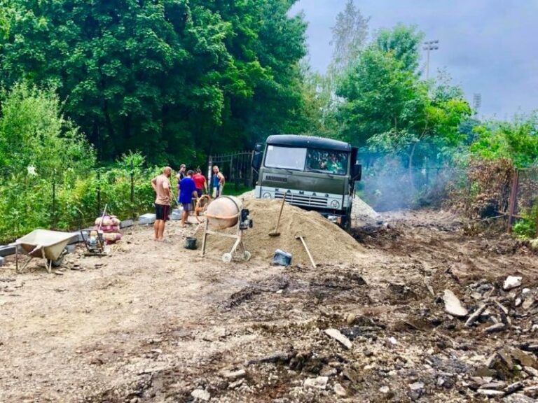 У Франківську облаштовують вхід в парк зі сторони БАМу (ФОТО)