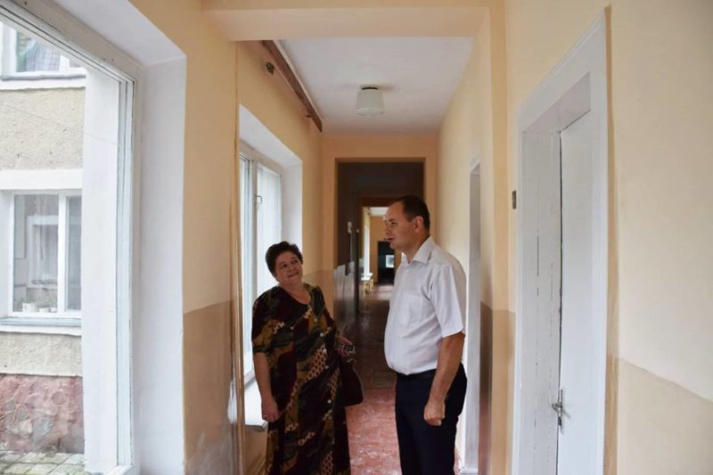 “Чорна п’ятниця” від Марцінківа: мер здійснив перевірку шкіл на Хоткевича (ФОТО)