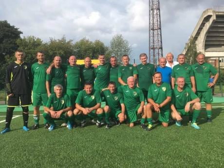 ФК “Ветерани Прикарпаття” очолили турнірну таблицю чемпіонату області