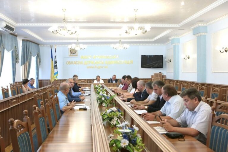 Пошкоджені стихією дороги та мости ремонтуватимуть за кошти місцевих бюджетів