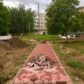 На БАМі капітально ремонтують ще один двір (ФОТО)