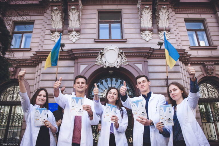 ІФНМУ – у п’ятірці медуніверситетів України за популярністю серед вступників, – МОЗ