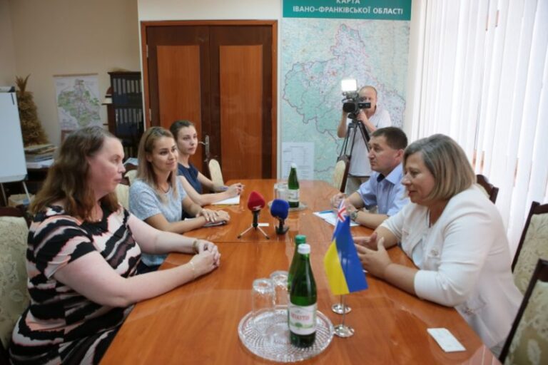 Прикарпаття експортує до Австралії іграшки, одяг та планує поглиблювати співпрацю (ФОТО)