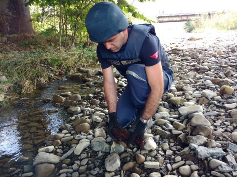 На Військових Ветеранів виявили міну часів Другої світової