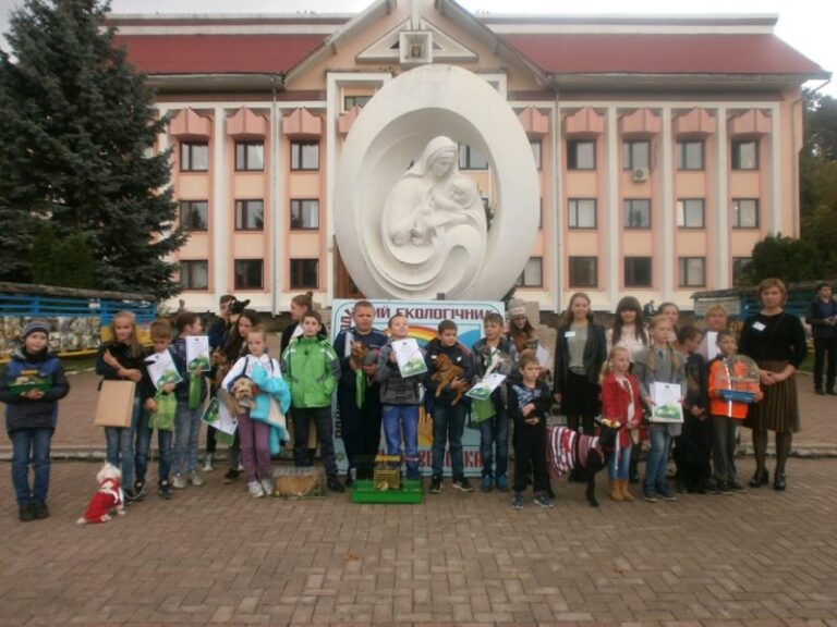 У Косові до Дня тварин влаштували виставку домашніх улюбленців (ФОТО)