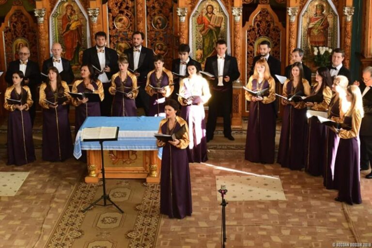 В Угорниках виступив відомий франківський колектив “Галицькі передзвони” (ФОТО)