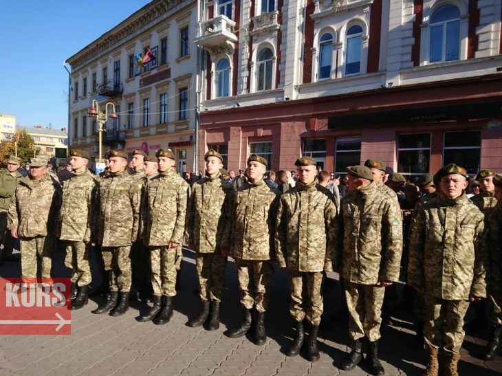 Вихованці Прикарпатського військово-спортивного ліцею урочисто склали присягу (ФОТО)