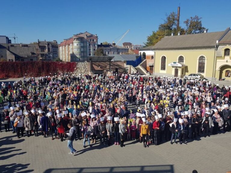У Франківську встановили новий незвичний рекорд України у “наголівниках” (ФОТО)