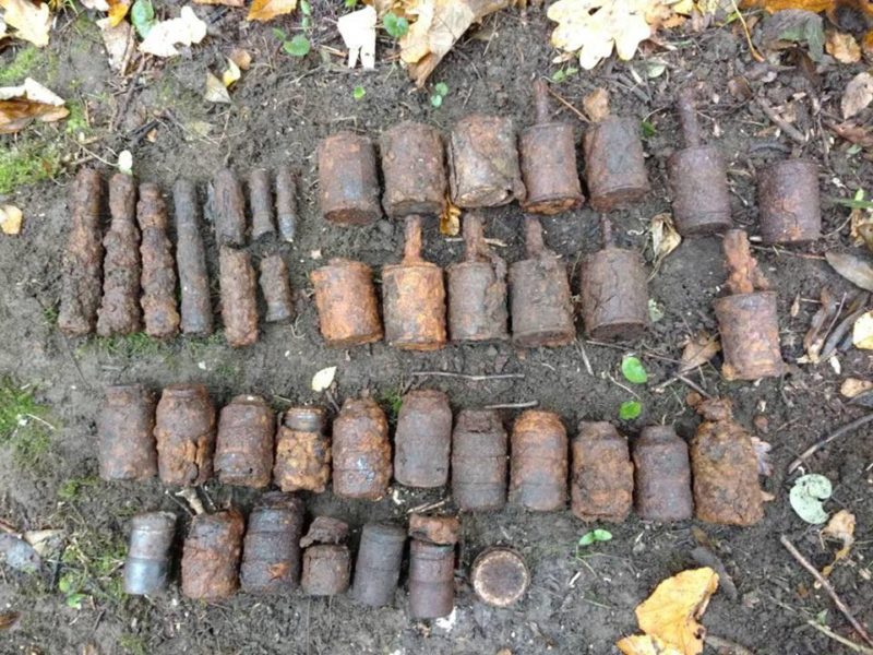 На Прикарпатті піротехніки знищили 40 вибухонебезпечних предметів (ФОТО)