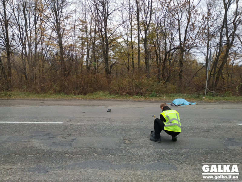 На Прикарпатті авто “на бляхах” збило іноземця, – чоловік загинув  (ФОТО, ВІДЕО)