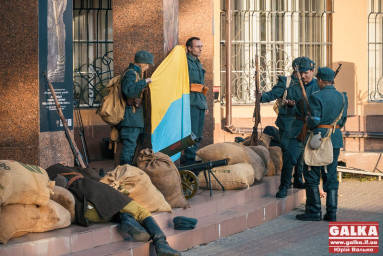 Місто готується до відкриття пам’ятнику Шухевичу та масштабного бою-реконструкції УПА з фашистами і НКВС