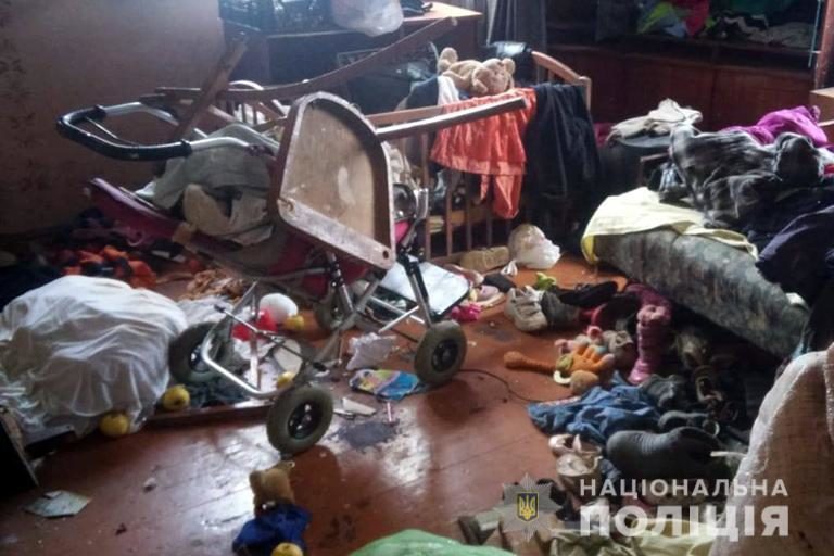 Бруд, безлад і антисанітарія: на Тисмениччині діти-дошкільнята жили в нелюдських умовах (ФОТО)