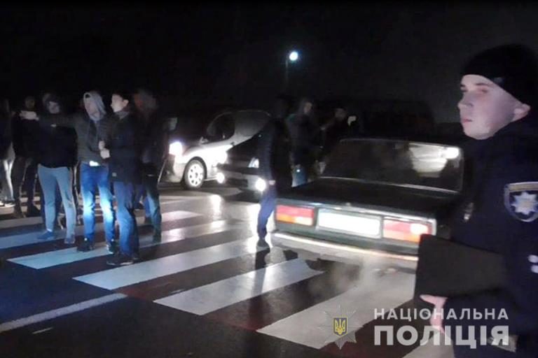 Прикарпатцям нагадали про кримінальну відповідальність за перекриття доріг