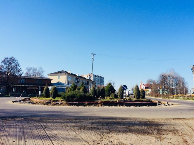 В Долині розпочали ремонт головного транспортного кільця (ФОТОФАКТ)